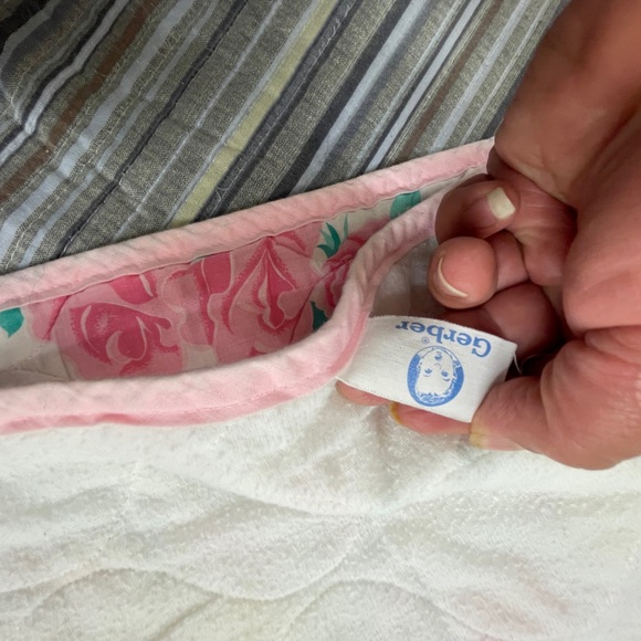 1993 Warner Bros. Gerber Tweety Quilt - Pink and Yellow - Picture 4 of 8